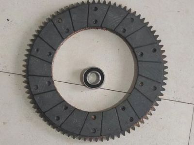 點(diǎn)擊查看詳細(xì)信息<br>標(biāo)題：濰柴6105離合器片 閱讀次數(shù)：1178